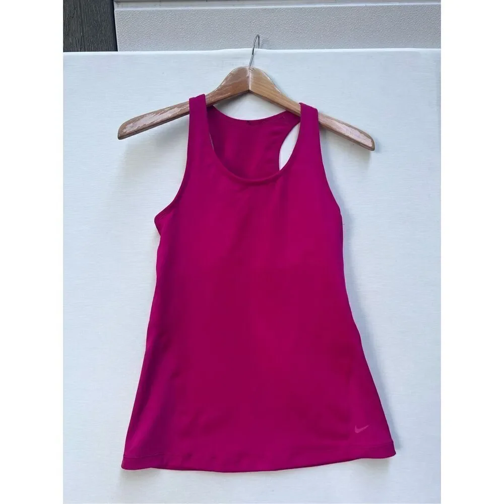Nike Built-In Bra Active Women’s Slim fit  Tank Top size M